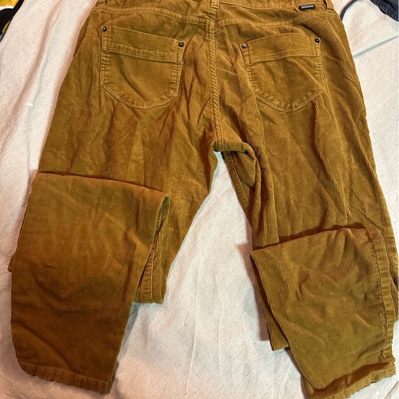 Patagonia corduroy women’s pants size 30 tan - Picture 3 of 3